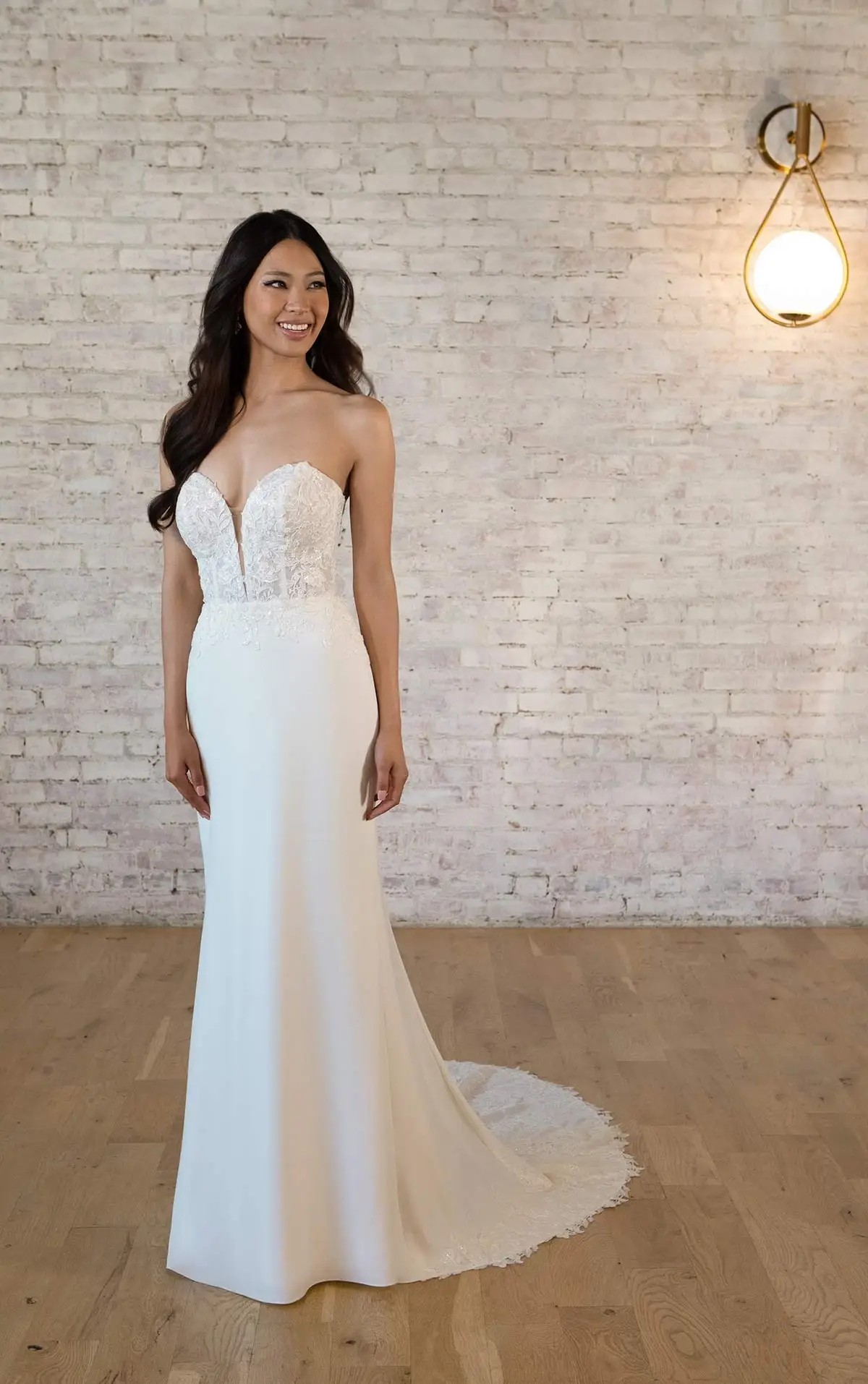 Bridal Style Guide: Selecting a Dress That Fits Your Wedding Theme Image