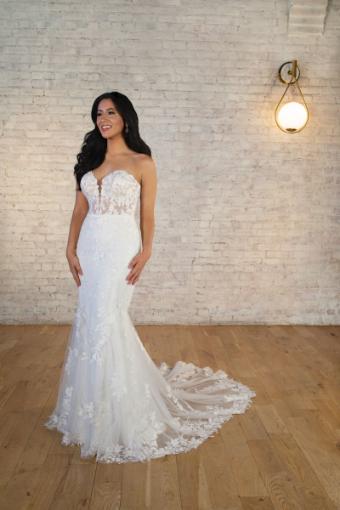 Stella York Style #7736 (unlined)-SP23-SY #0 default (IV-PL) Ivory Gown w Porcelain Tulle Plunge thumbnail