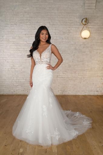 Stella York Style #7630 (lined)-SP23-SY #0 default (IV-PL) Ivory Gown w Porcelain Tulle Plunge thumbnail