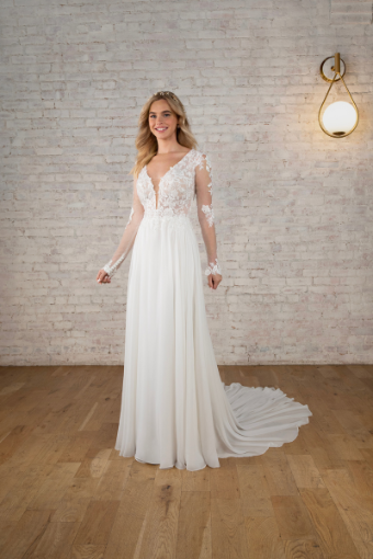 Stella York Style #7699-F23-SY #0 default (IV-PL) Ivory Gown w Porcelain Tulle Plunge thumbnail